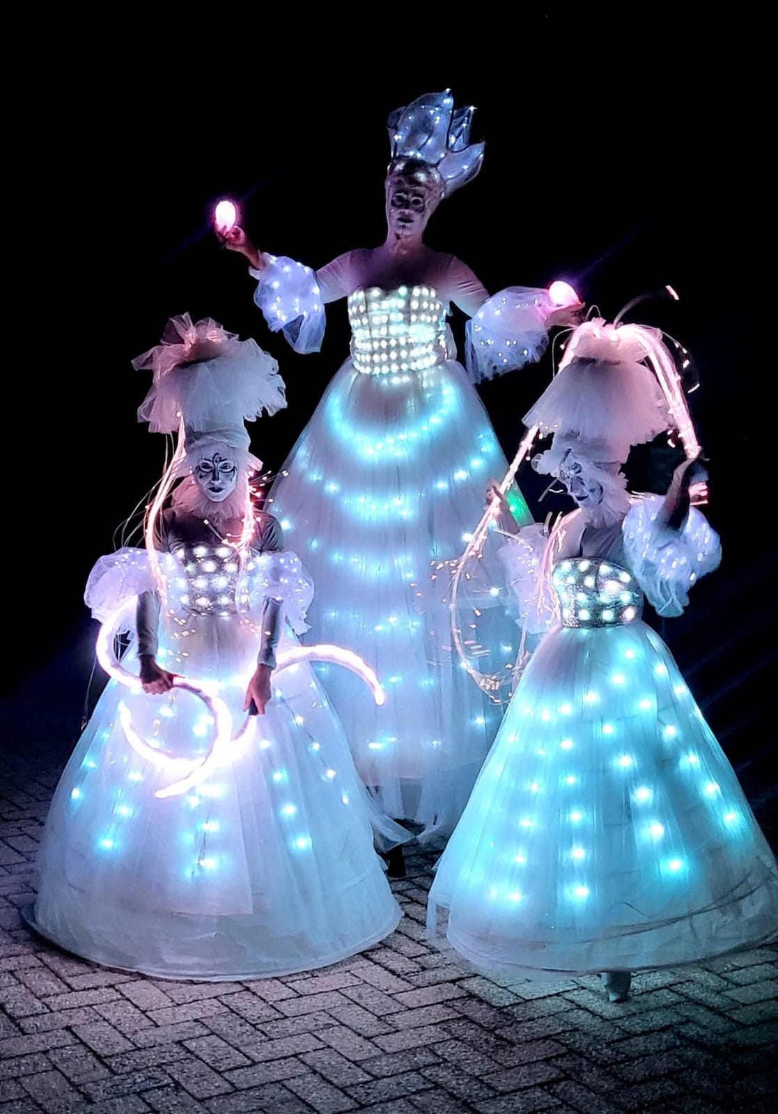 Cosmic Luminettes - Content Creators in International - photo 1 of 5